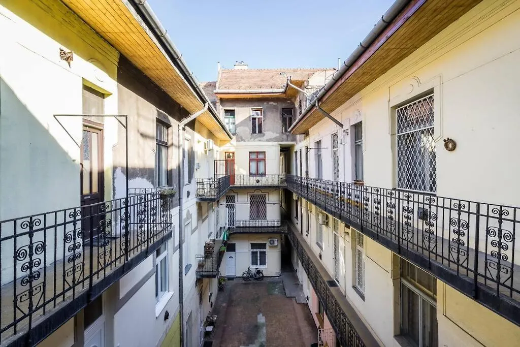 Venus Apartments - Szimpla Kert II Budapešť